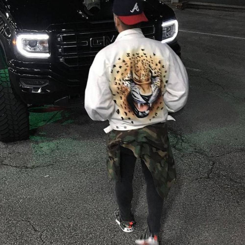 Meet your Posher, Admir